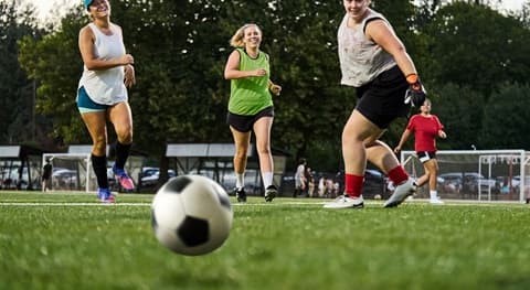 Get Active – Go Soccer Mums