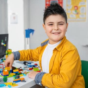 LEGO®: Build & Play